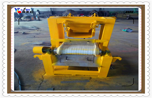 磁選機(jī)，干式強(qiáng)磁磁選機(jī)，褐鐵礦干式強(qiáng)磁磁選機(jī)