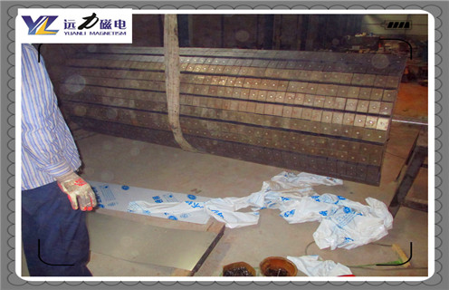 強(qiáng)磁磁選機(jī)，強(qiáng)磁磁選機(jī)是石英砂除鐵的必備武器_結(jié)構(gòu)原理圖_強(qiáng)磁磁選機(jī)是石英砂除鐵的必備武器能選三氧化二鐵嗎？