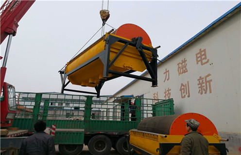 磁選機，粉料磁選機注重企業(yè)品牌建設(shè)_單筒粉料磁選機注重企業(yè)品牌建設(shè)磁場一般為多少_磁塊如何排列