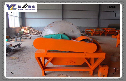 濕式磁選機(jī)，濕式磁選機(jī)廠家提醒客戶做好濕式磁選機(jī)的維護(hù)工作，提升生產(chǎn)技術(shù)_鐵礦濕式磁選機(jī)廠家提醒客戶做好濕式磁選機(jī)的維護(hù)工作，提升生產(chǎn)技術(shù)型號(hào)參數(shù)及磁場(chǎng)強(qiáng)度