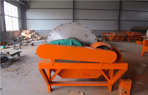 濕式磁選機(jī)，冬季選購錳礦濕式磁選機(jī)的注意事項(xiàng)，冬季選購錳礦濕式磁選機(jī)的注意事項(xiàng)，磁場一般為多少_磁塊如何排列 