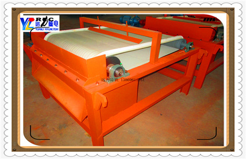 干式磁選機，廣西干式錳礦磁選機_推薦合適廠家皮帶及結(jié)構(gòu)價格，廣西干式錳礦磁選機 